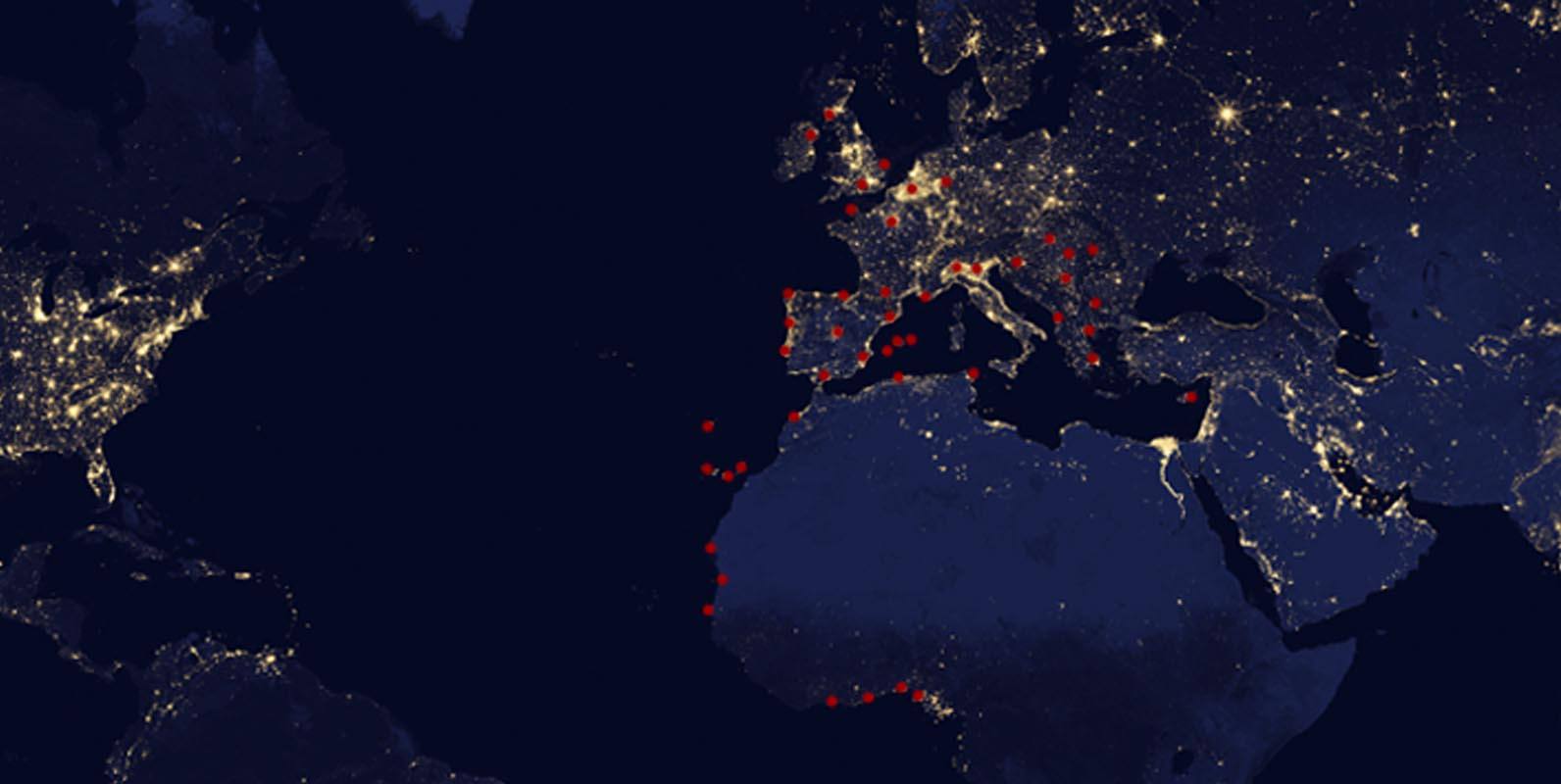 Фото карты местоположения. Карта земли со спутника 2023. Россия из космоса. Мир со спутника ночью. Карта земли ночью.
